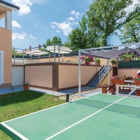 Villa Dina Nedeščina